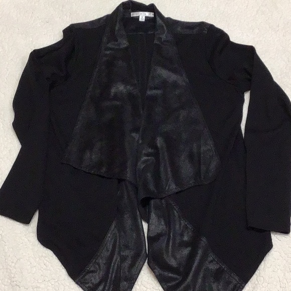 CAbi OWENS WATERFALL FAUX LEATHER JACKET MED - Picture 11 of 12